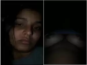 Exclusive- Cute look Bihari girl Showing Her Big Boobs and Pussy