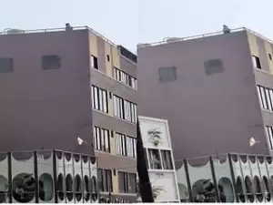 Today Exclusive- Desi Couple Fucked in Hotel Terrace
