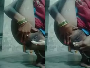 Today Exclusive- Horny Desi Wife Musterbation With Muli