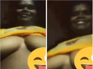 Exclusive- Horny Mallu Aunty Sowing Her Boobs on Video Call