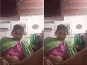 Today Exclusive- Desi Village Bhabhi Play with Her Pussy Part 1