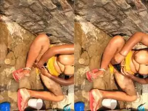 Today Exclusive- Desi Village Bhabhi Outdoor Bathing Record By Hubby