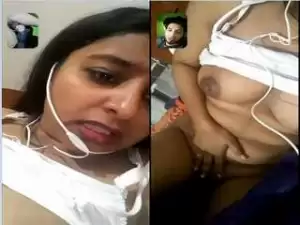 Today Exclusive-  Hot Look Desi Girl Masterbuting