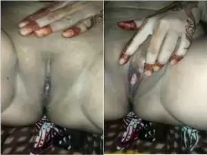 Today Exclusive- Desi Sister Showing Her Pussy TO Brother