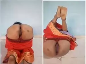 Today Exclusive- Horny Desi Bhabhi Showing Her Ass and Pussy