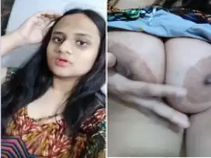 Today Exclusive- Horny Desi Girl Showing Her Big Boob and Pussy Fingering