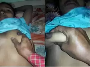 Today Exclusive-Desi Village Girl Boob pressing and Fucking