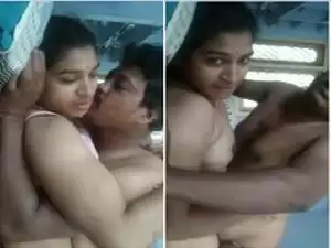 Today Exclusive- Desi Telugu Wife Give Handjob
