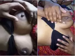 Today Exclusive- Desi Wife Boob Pressing