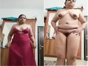 Today Exclusive- Sexy Mallu Bhabhi Showing Her Boobs and Wet Pussy TO Lover