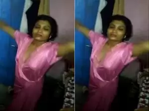 Today Exclusive- Sexy Bhabhi Dancing Record By Hubby