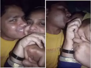 Exclusive- Desi Deaver Bhabhi Kissing