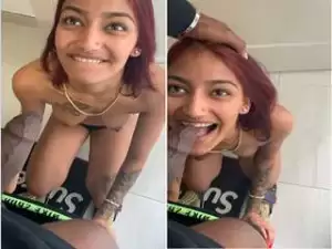 Today Exclusive-  Horny NRI Girl Tacking Big Dick in Her Mouth