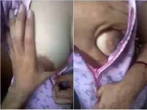 Today Exclusive-Desi Wife Boob Pressing