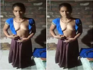 Today Exclusive- Desi Village Bhabhi Blowjob and Fucked By Deaver Part 2
