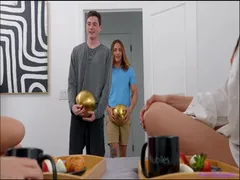 Swapping stepmoms is the best gift on mothers day - s5e9