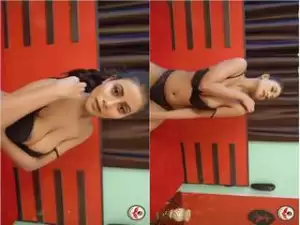 First On Net – Sneha Fashion Bikini Shoot