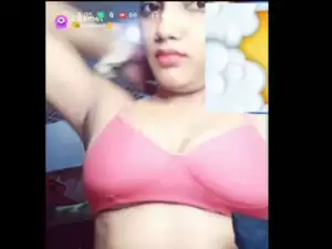 cute teen girl babe showing live