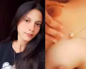 Beautiful Slim Cute Gf Showing