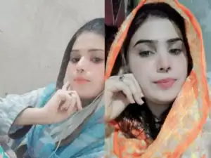 Paki boudi cute showing